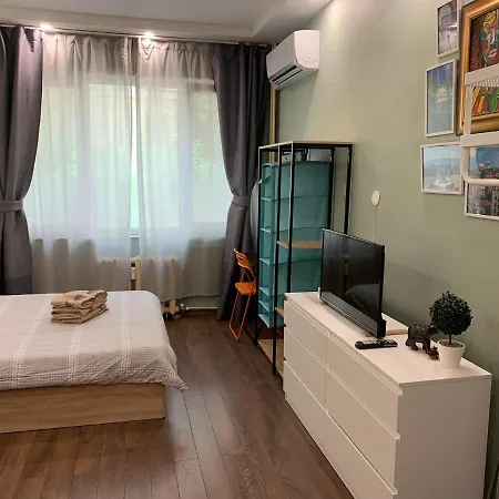 Apartment Exceptional Refurnished Location