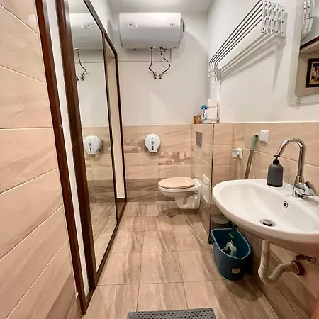 Exceptional Refurnished Location Sofia
